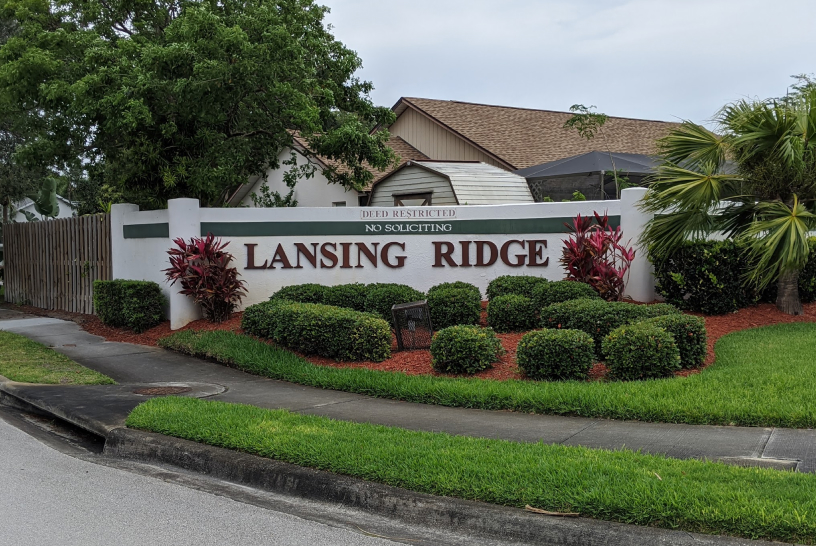 Image of Lansing Ridges Neighborhood sign.